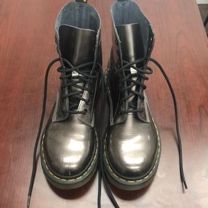 Dr Marten Pascal Sz 7 Like New